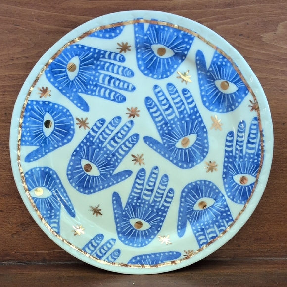 by ANTHROPOLOGIE I Insight Stoneware Plate Hamsa Blue Gold Hand Eye Pattern - Picture 2 of 12